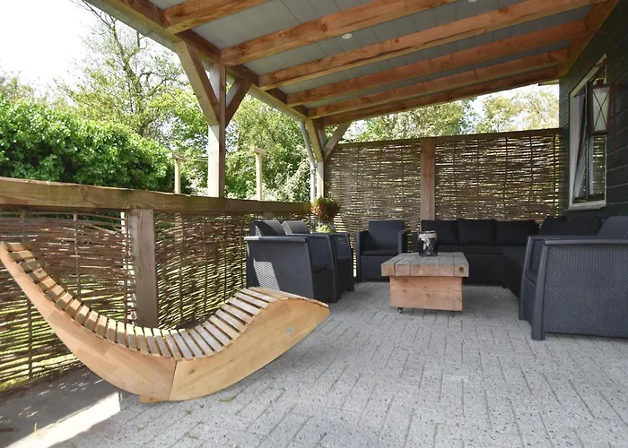 In Near Дом отдыха Каллантсог